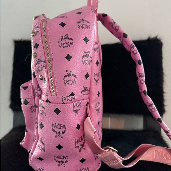 Pink MCM backpack visetos STUDS - Picture 8 of 12